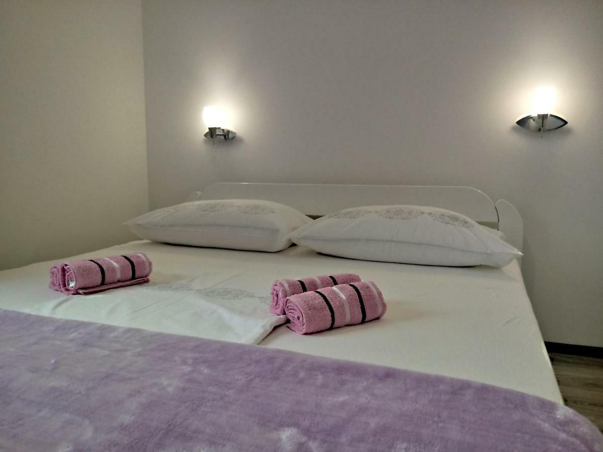 Apartmani Marijana Sibenik Luaran gambar